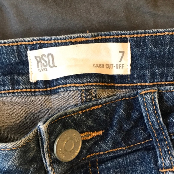 RSQ JEAN SHORTS - Picture 2 of 3